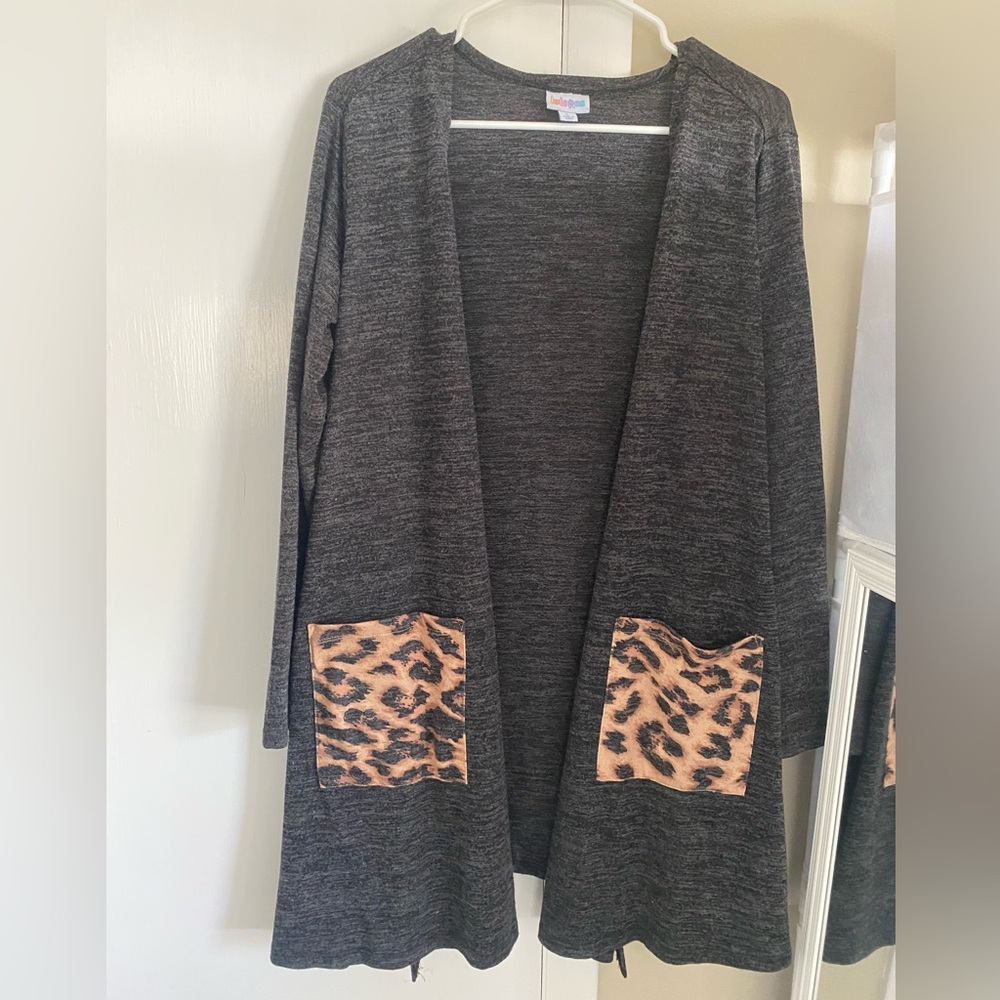 LuLaRoe Gray Sweater with Leopard Print Pockets